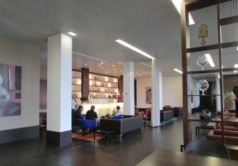 Executive Hotel Samba Луанда Екстериор снимка